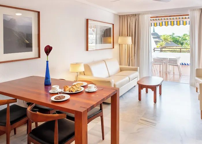 Parque Santiago III Official Aparthotel Playa de las Americas 